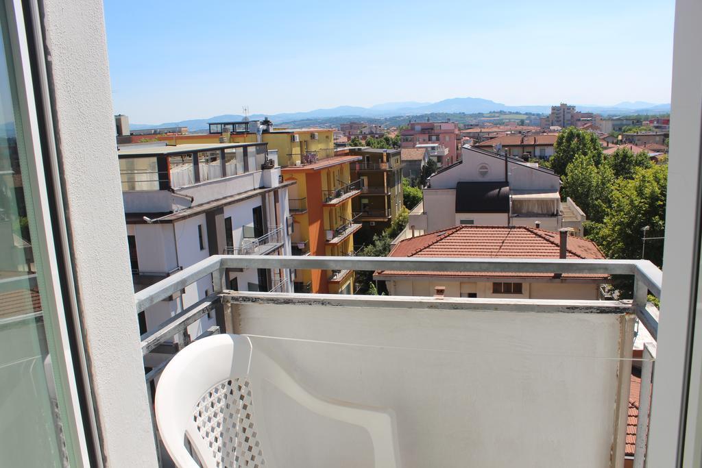 Hotel Santini Rimini Zimmer foto